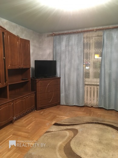Жилой фонд 3-х комнатные Аренда