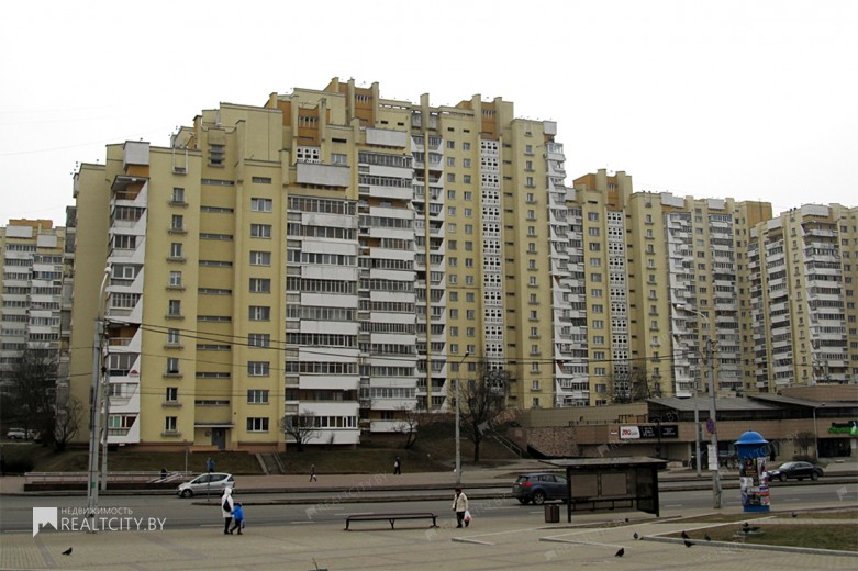 Жилой фонд 3-х комнатные Аренда