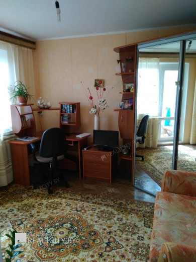 Жилой фонд 4-х комнатные Продажа