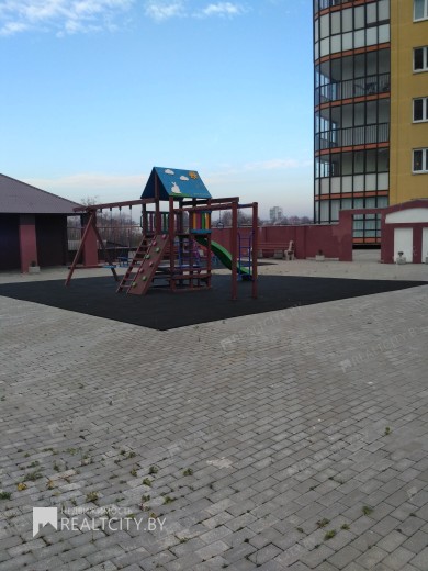 Жилой фонд 3-х комнатные Продажа