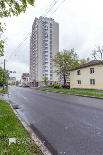 Жилой фонд 3-х комнатные Аренда