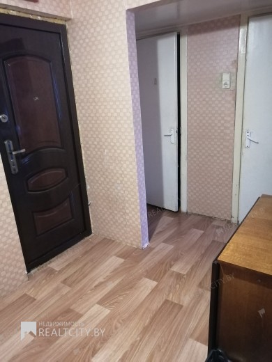 Жилой фонд 4-х комнатные Продажа