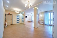 Жилой фонд 3-х комнатные Продажа