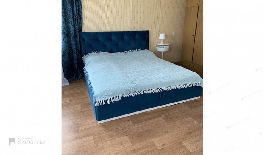 Жилой фонд 3-х комнатные Продажа