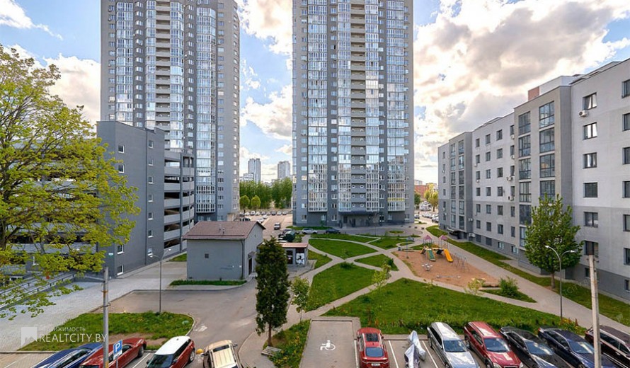 Жилой фонд 3-х комнатные Продажа