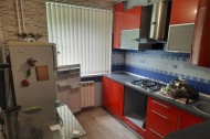 Жилой фонд 3-х комнатные Продажа