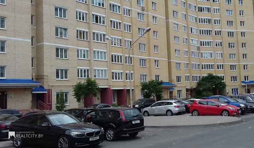 Жилой фонд 3-х комнатные Продажа