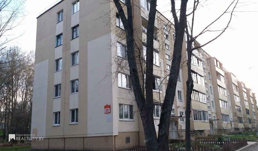 Жилой фонд 4-х комнатные Продажа