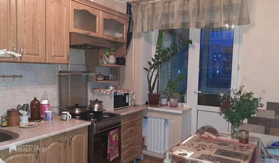 Жилой фонд 3-х комнатные Продажа