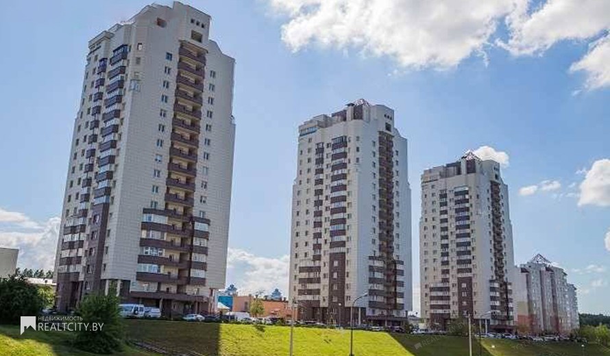 Жилой фонд 4-х комнатные Продажа