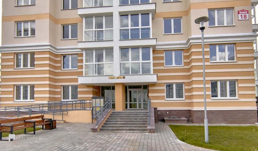 Жилой фонд 3-х комнатные Продажа