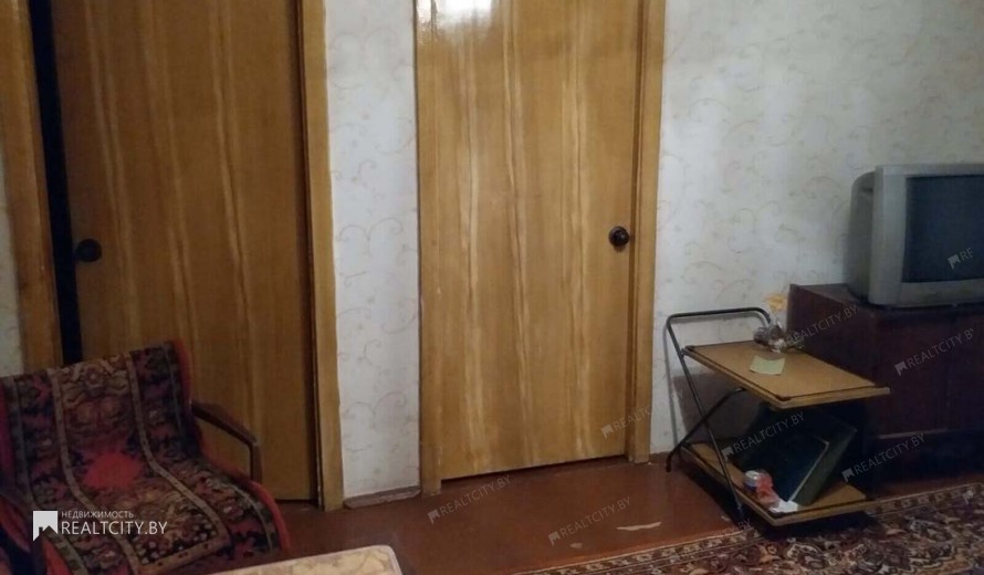 Жилой фонд 4-х комнатные Продажа
